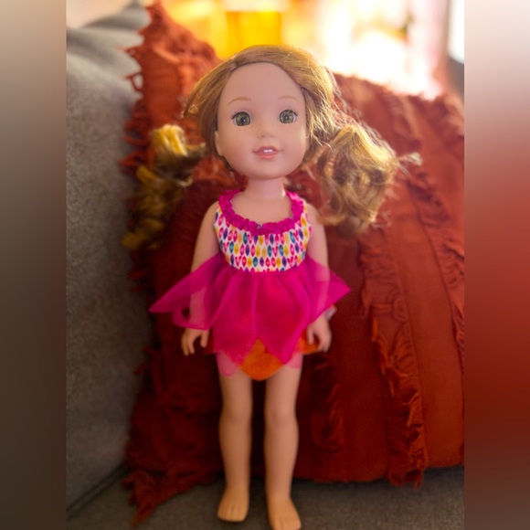 American girl wellie wisher doll. Missing her shoes but in great condition - Picture 1 of 1